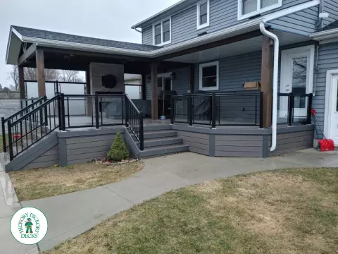 Deck Picture 5