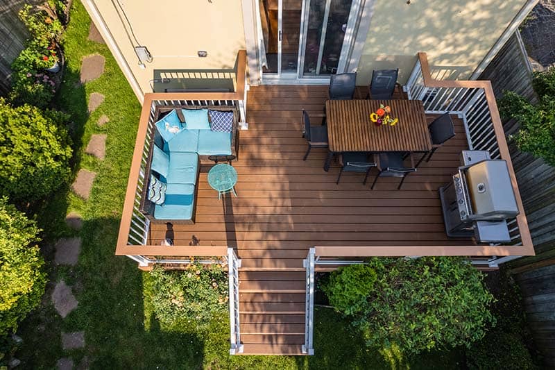 composite-deck-furnished furnished composite deck