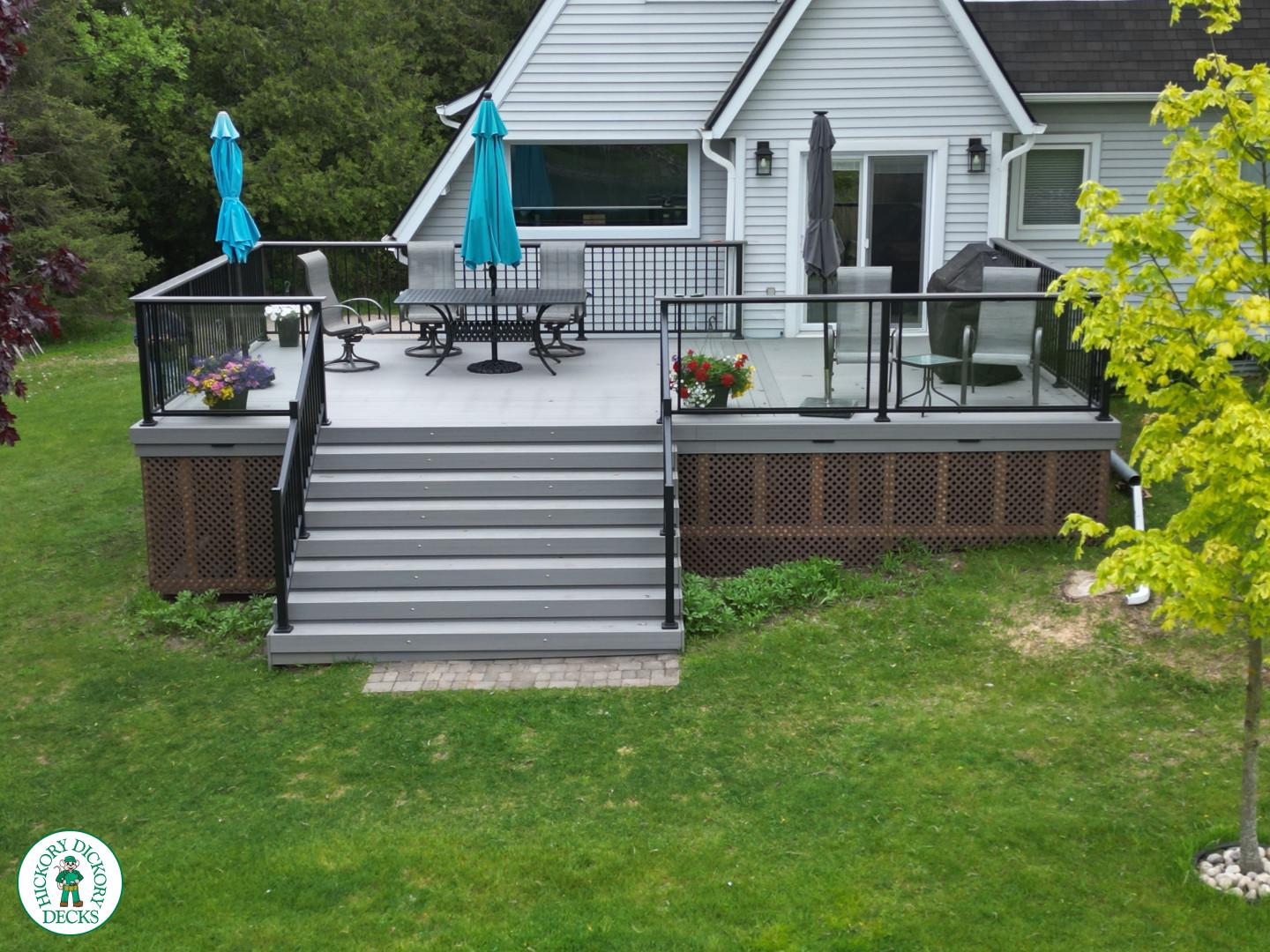 composite backyard deck and stairs