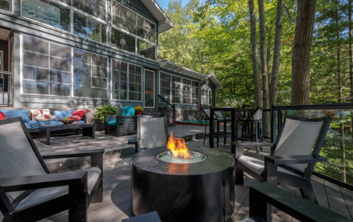 round firepit on composite deck