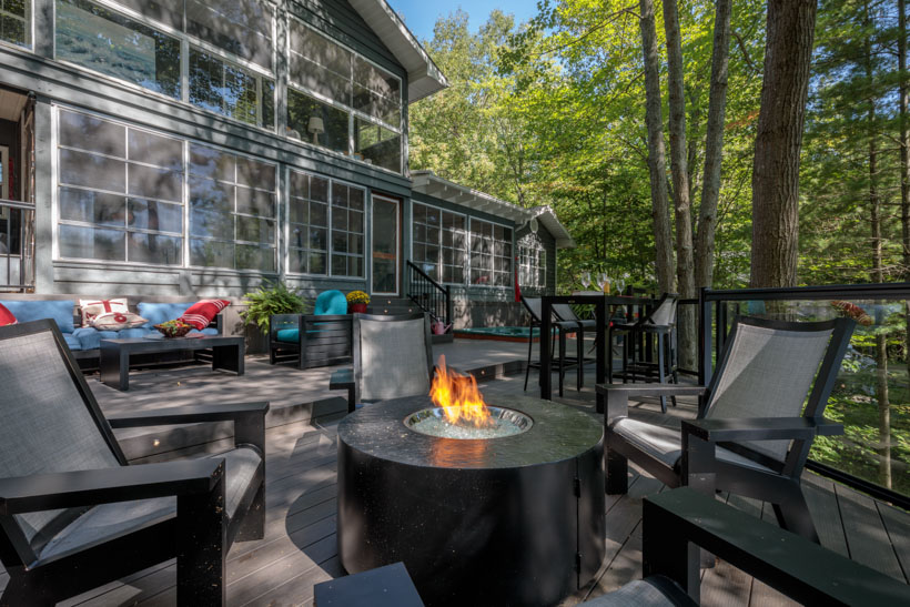 round firepit on composite deck