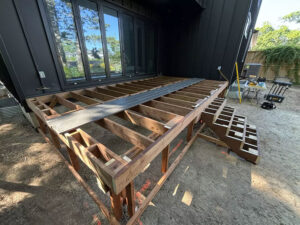 during picture - pvc decking on modern home in Niagara-on-the-Lake