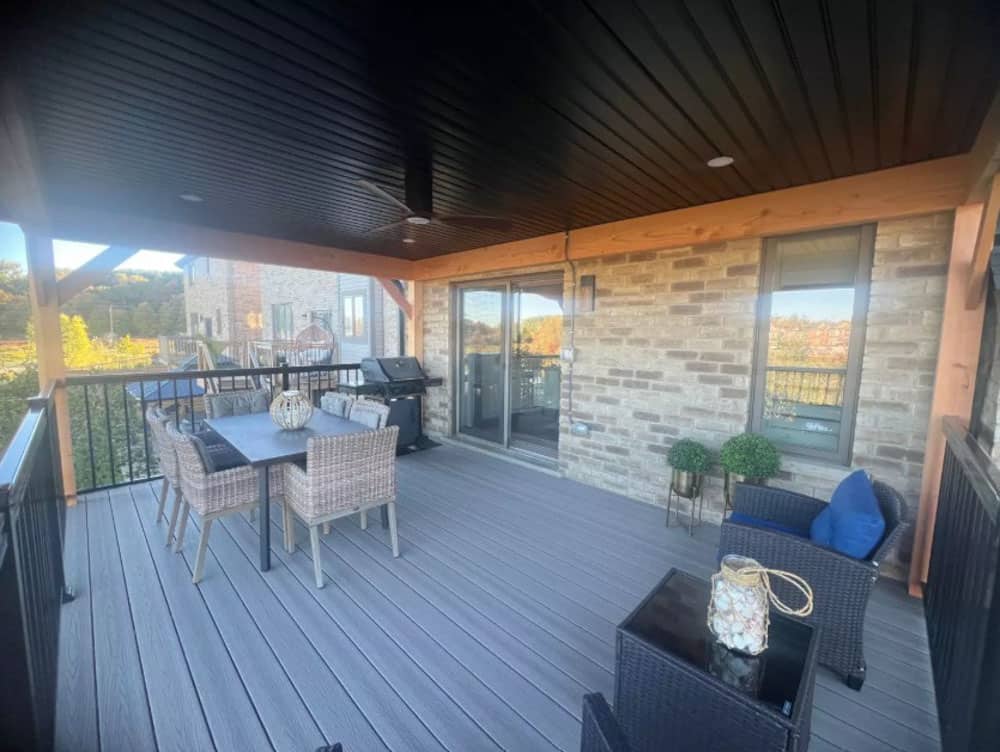 covered fiberon deck in Ancaster