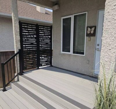 custom louvered privacy wall