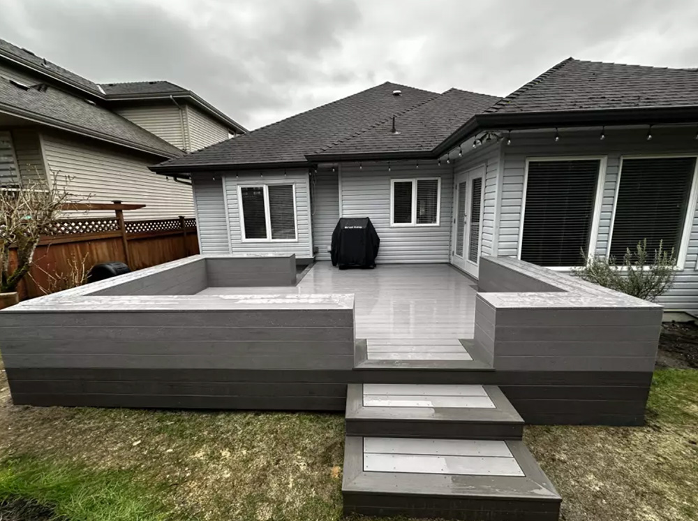 Smart Deck Design Ideas for Surrey, BC Backyards - Hickory Dickory Decks